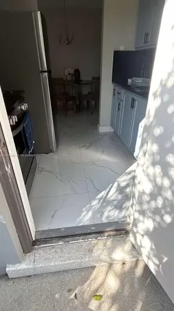 a close view of sink