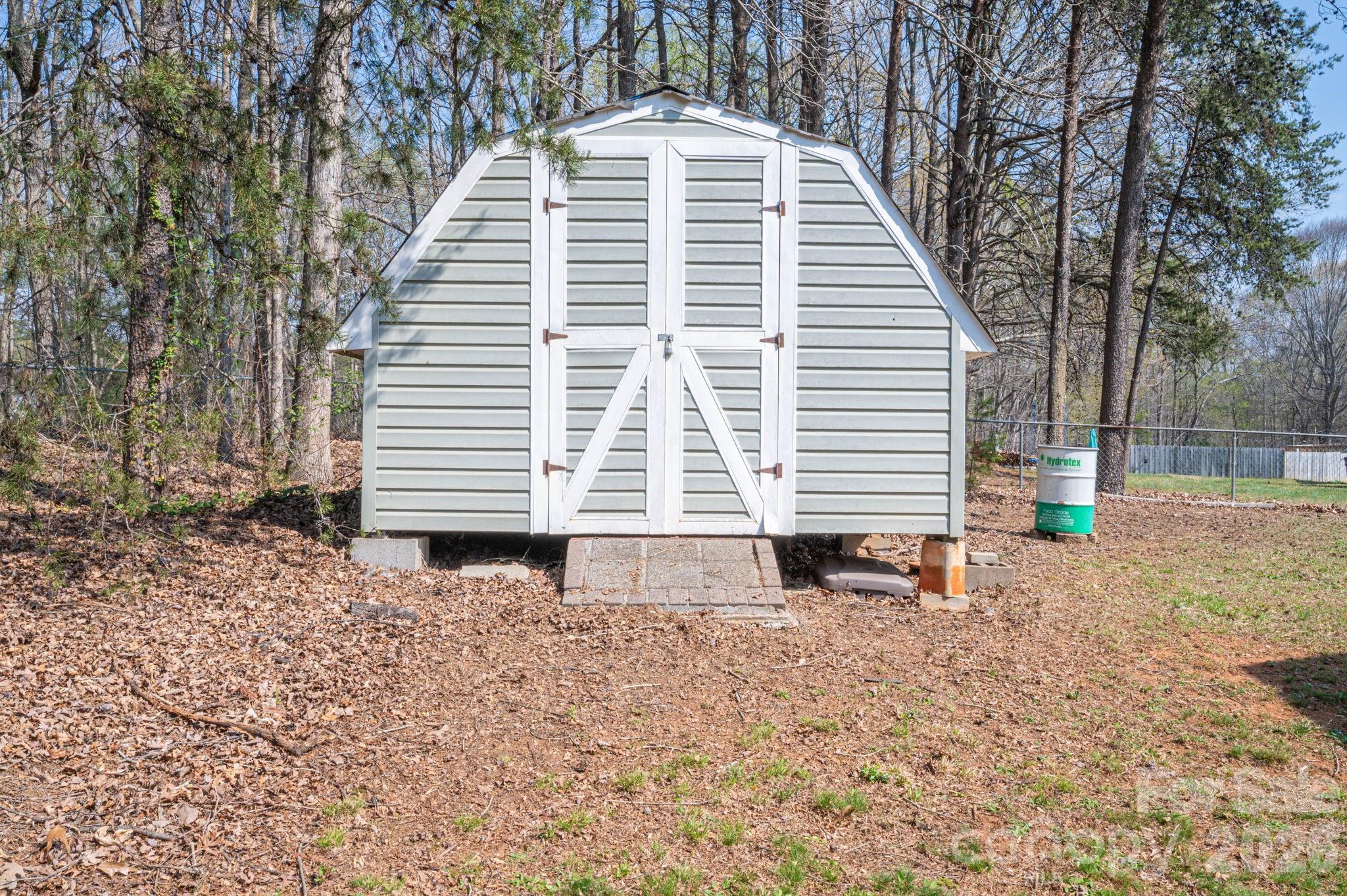 4503 Briar Creek Road Maiden, NC 28650 - Photo 35 of 48 a front view of a house with a yard