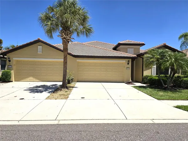 $2,250 | 5646 Sunset Falls Drive, Apollo Beach, FL 33572