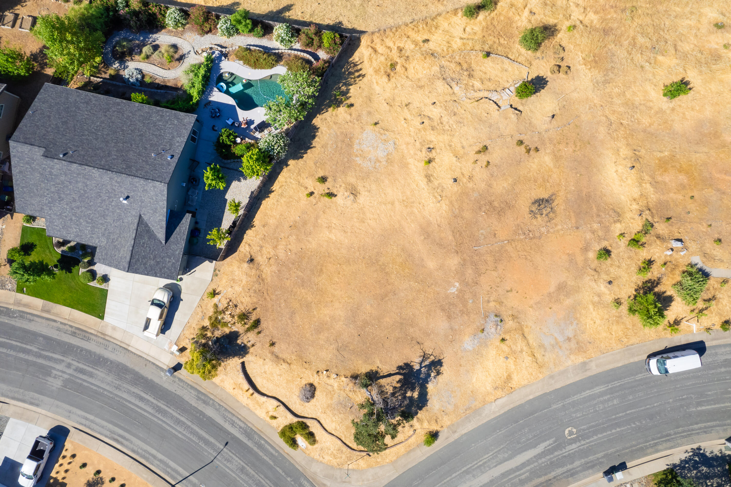 1400 White Water Circle Redding, CA 96003 - Photo 3 of 6 view of the terrace