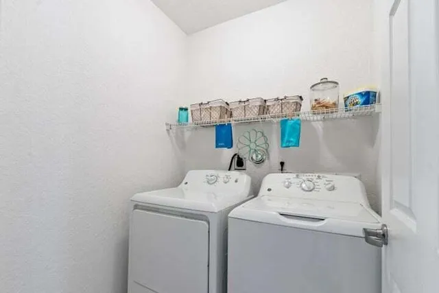 $2,800 | 6120 Southeast Portofino Circle, Hobe Sound, FL 33455