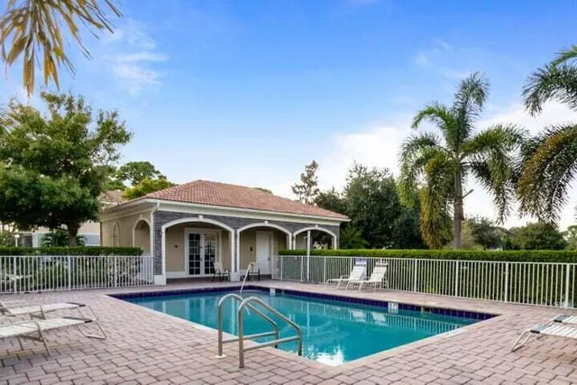 $2,800 | 6120 Southeast Portofino Circle, Hobe Sound, FL 33455