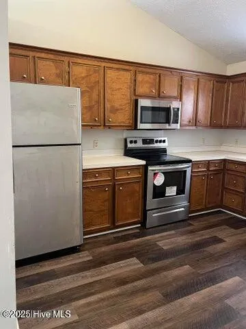 $1,175 | 4105 Bridge Court, Unit B, Winterville, NC 28590