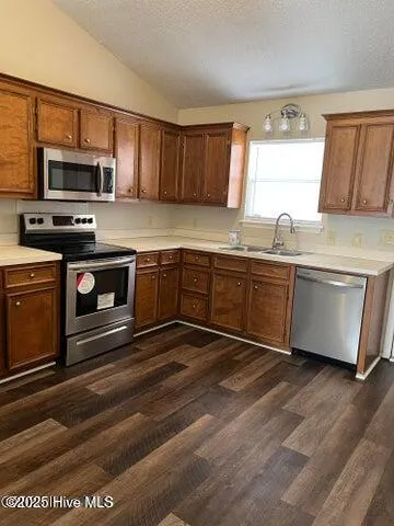 $1,175 | 4105 Bridge Court, Unit B, Winterville, NC 28590