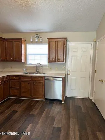 $1,175 | 4105 Bridge Court, Unit B, Winterville, NC 28590