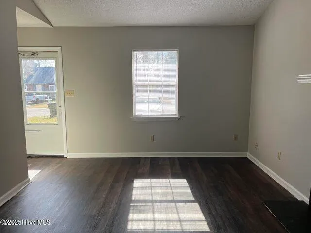 $1,175 | 4105 Bridge Court, Unit B, Winterville, NC 28590