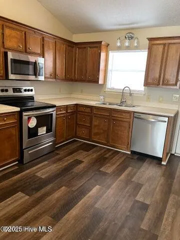 $1,175 | 4105 Bridge Court, Unit B, Winterville, NC 28590