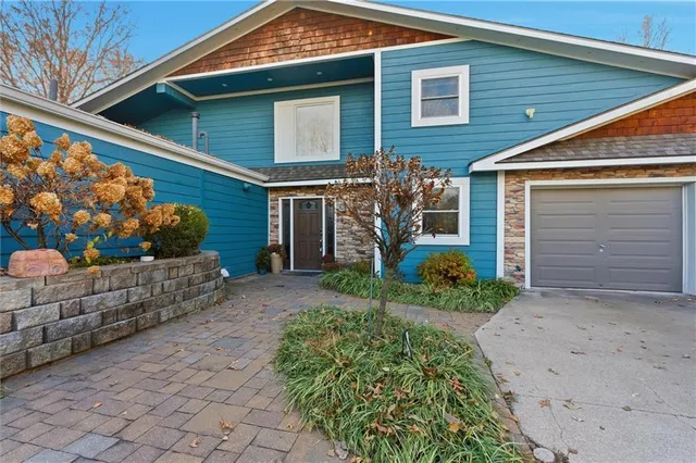 $564,900 | 1606 Lynn Road, Excelsior Springs, MO 64024