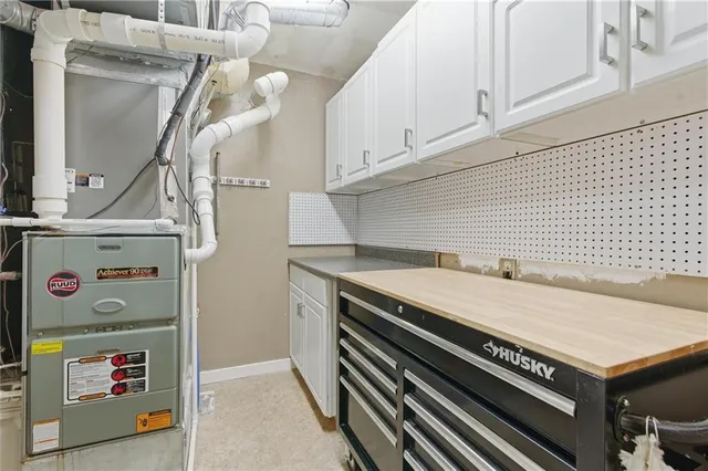 $564,900 | 1606 Lynn Road, Excelsior Springs, MO 64024