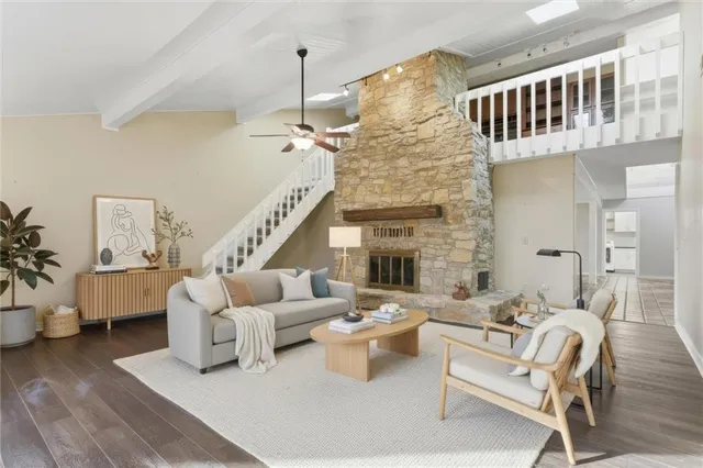 $564,900 | 1606 Lynn Road, Excelsior Springs, MO 64024