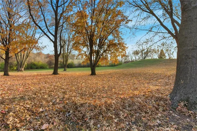 $564,900 | 1606 Lynn Road, Excelsior Springs, MO 64024