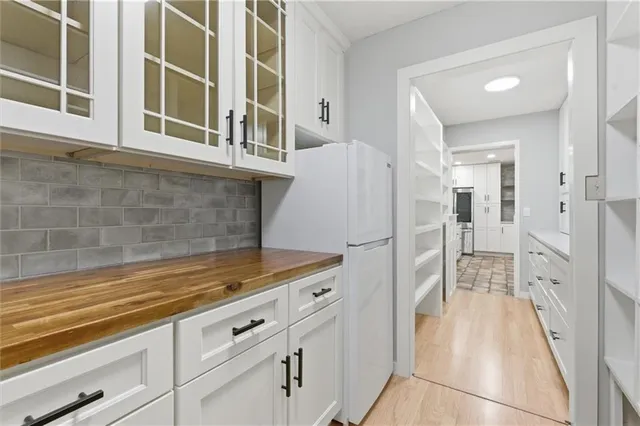 $564,900 | 1606 Lynn Road, Excelsior Springs, MO 64024