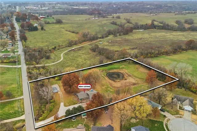 $564,900 | 1606 Lynn Road, Excelsior Springs, MO 64024