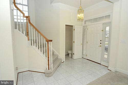 728 Ridgemont Avenue Rockville, MD 20850 - Photo 3 of 27 Interior (General)