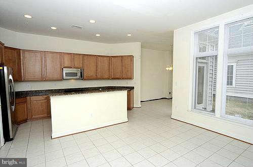 728 Ridgemont Avenue Rockville, MD 20850 - Photo 9 of 27 Kitchen