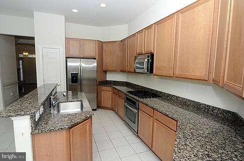 728 Ridgemont Avenue Rockville, MD 20850 - Photo 10 of 27 Kitchen