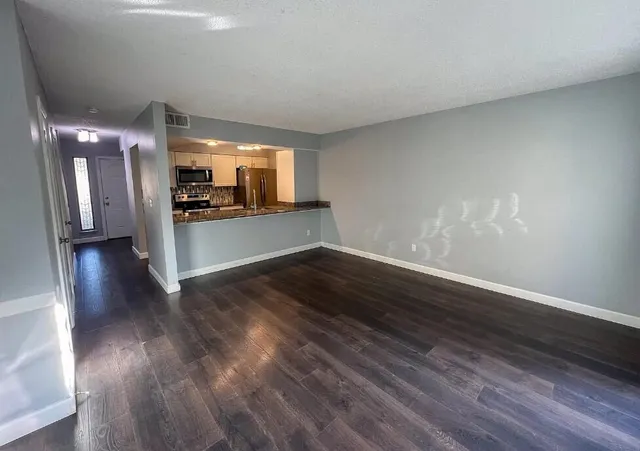 $1,750 | 16 Cape Drive Northwest, Unit C, Fort Walton Beach, FL 32548