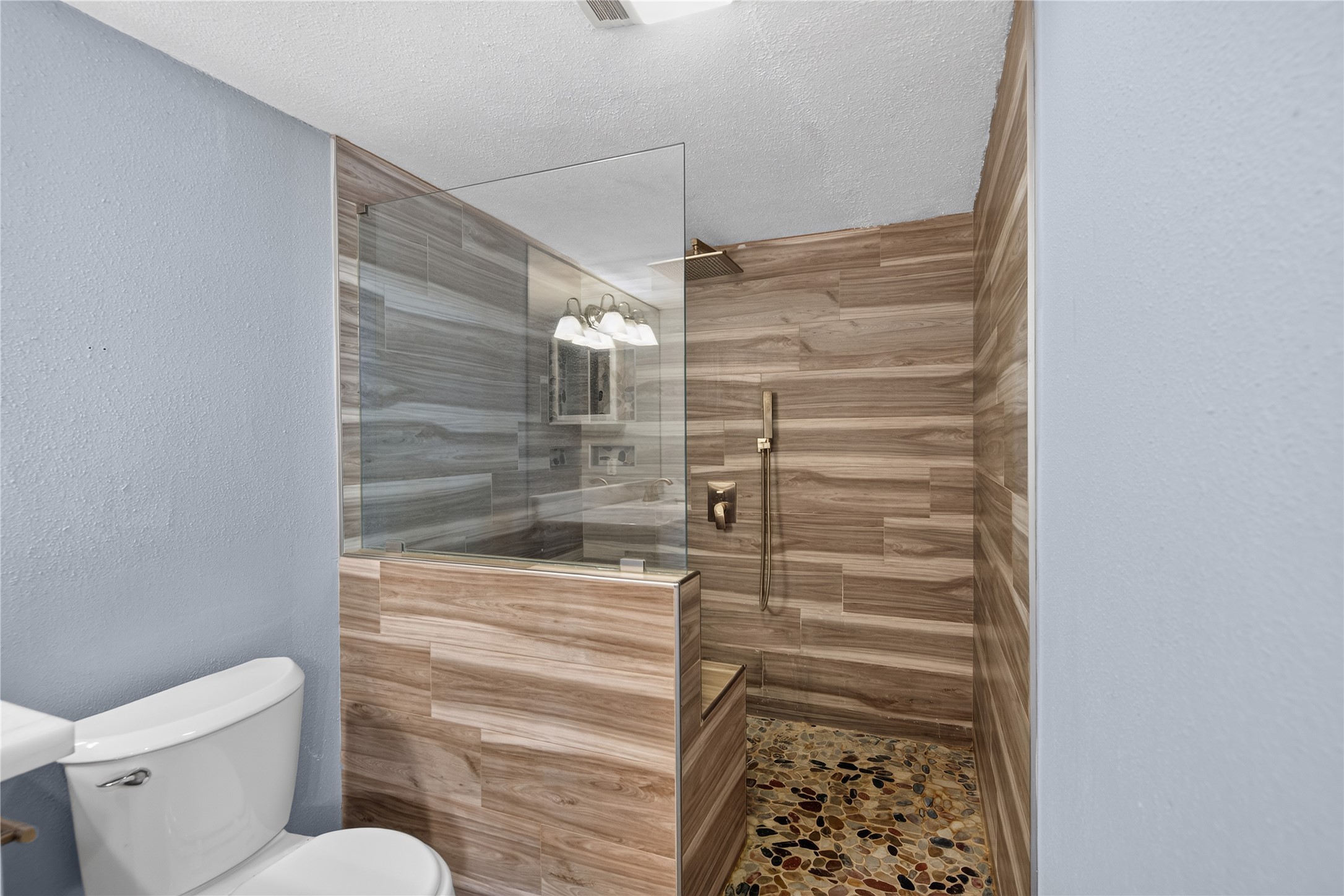 2277 South Kirkwood Road, Unit 910 Houston, TX 77077 - Photo 9 of 27