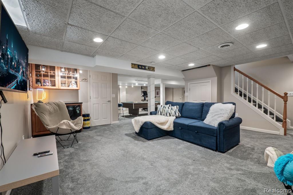 405 Pleasant Ridge Drive Canton, MI 48188 - Photo 31 of 41 Gallery Image 31