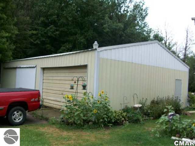 4479 West Shepherd Road St. Louis, MI 48880 - Photo 14 of 14 1769345-13.JPG