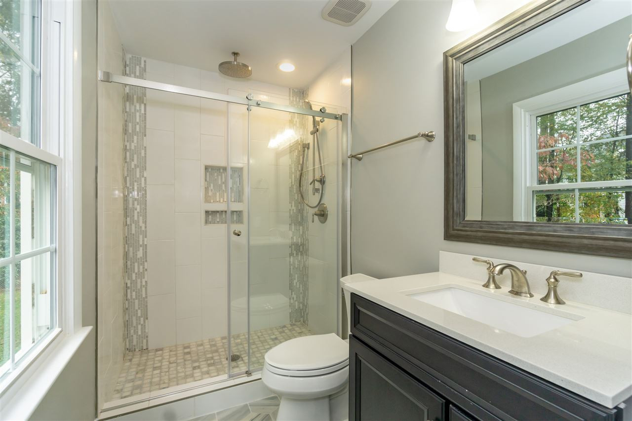 720 Dartmouth Road Raleigh, NC 27609 - Photo 19 of 25 Master Bath