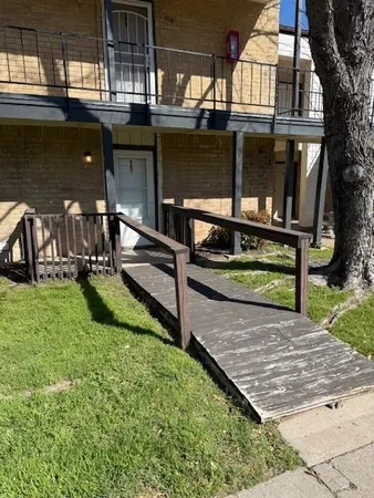 $59,999 | 6016 Westridge Lane, Unit 407, Fort Worth, TX 76116