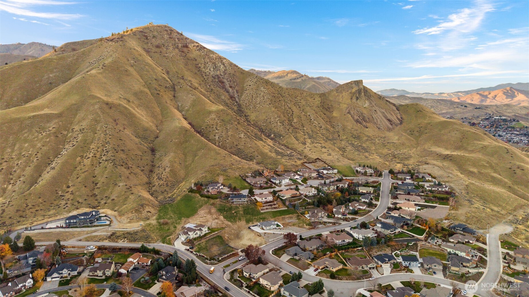 756 Castle Heights Drive Wenatchee, WA 98801 - Photo 18 of 22