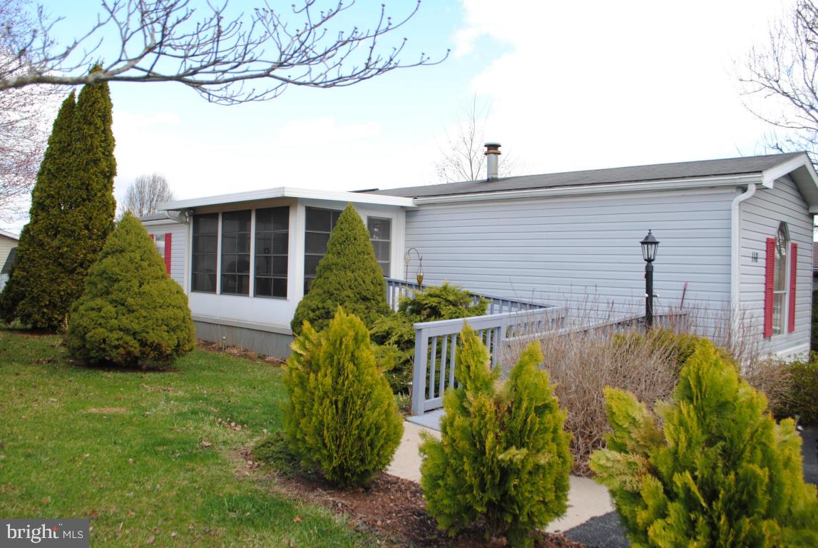 110 Pheasant Road Lancaster, PA 17603 - Photo 1 of 42 Gallery Image 1