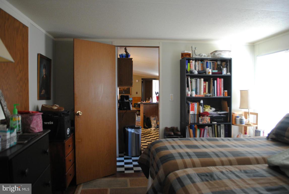 110 Pheasant Road Lancaster, PA 17603 - Photo 22 of 42 Gallery Image 22