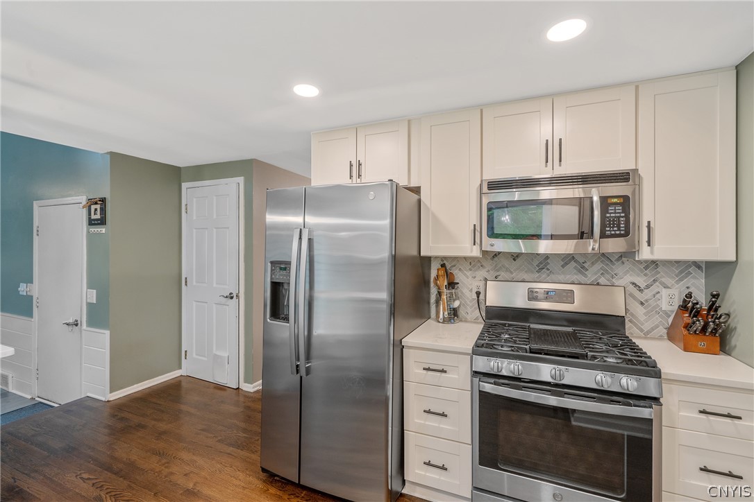 3201 Reston Drive Lysander, NY 13027 - Photo 15 of 44