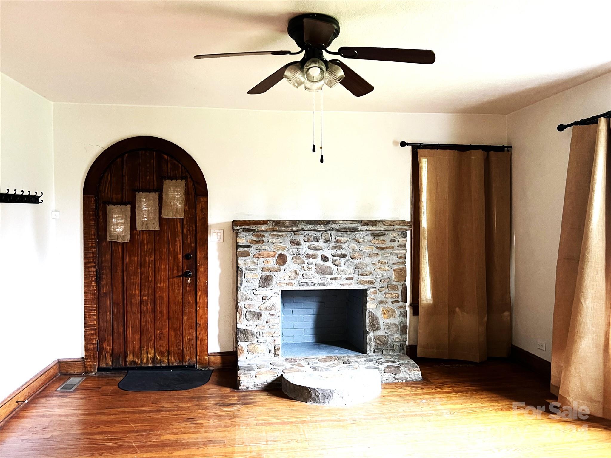 4410 Sundown Road Morganton, NC 28655 - Photo 2 of 27 Gallery Image 2