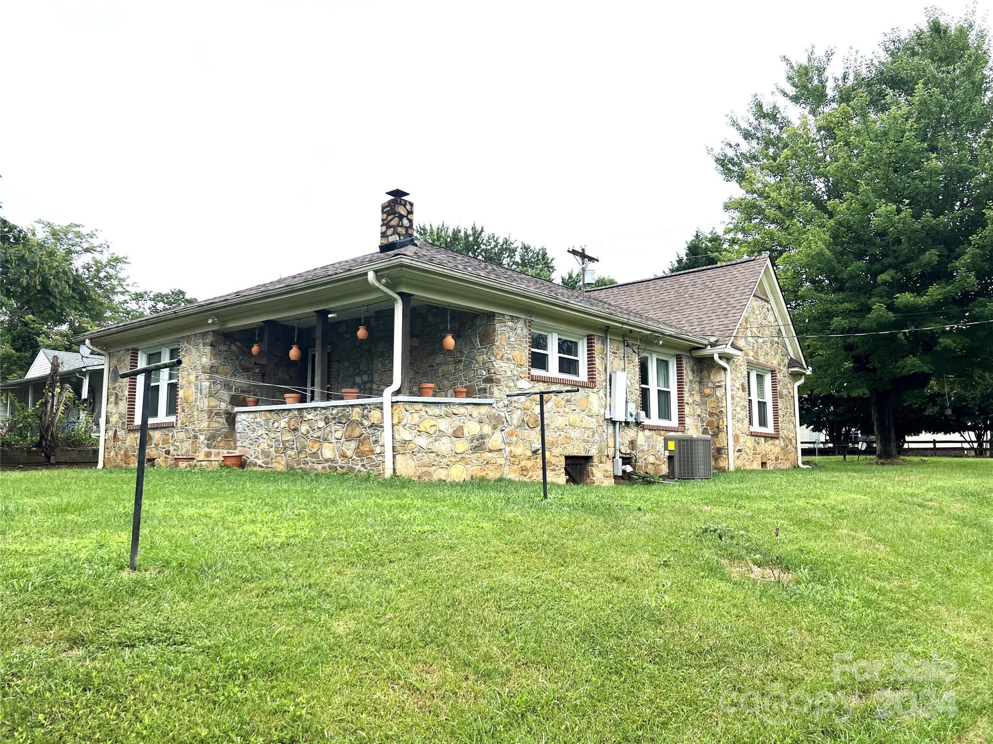 4410 Sundown Road Morganton, NC 28655 - Photo 23 of 27 Gallery Image 23