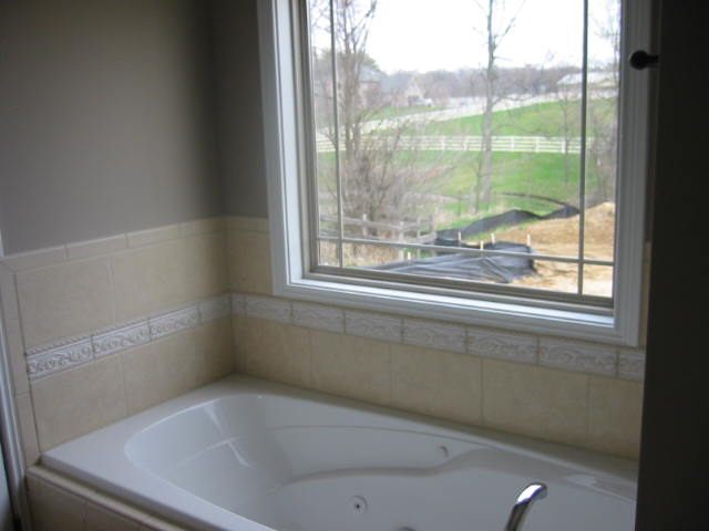 1838 Kern Road Washington, IL 61571 - Photo 8 of 9 Gallery Image 8