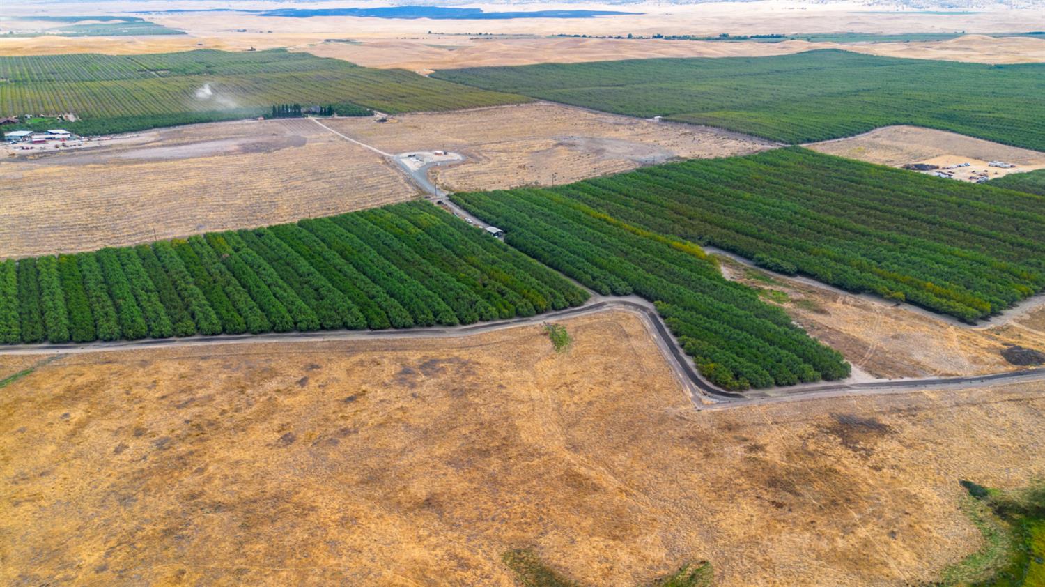 28 28 Mile Road Oakdale, CA 95361 - Photo 5 of 17