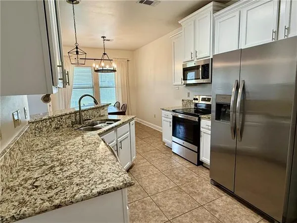 $2,050 | 151 Fayedaye Drive, Madisonville, LA 70447