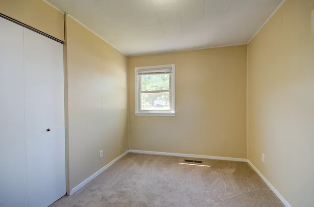 $1,750 | 2005 McDonough Street, Joliet, IL 60436