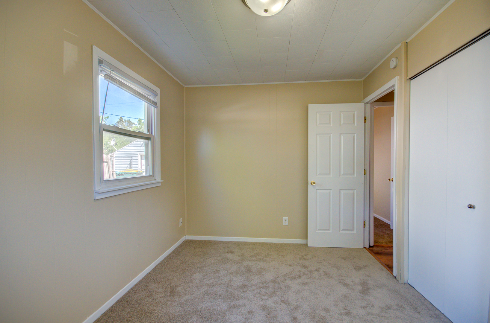 2005 McDonough Street Joliet, IL 60436 - Photo 13 of 21