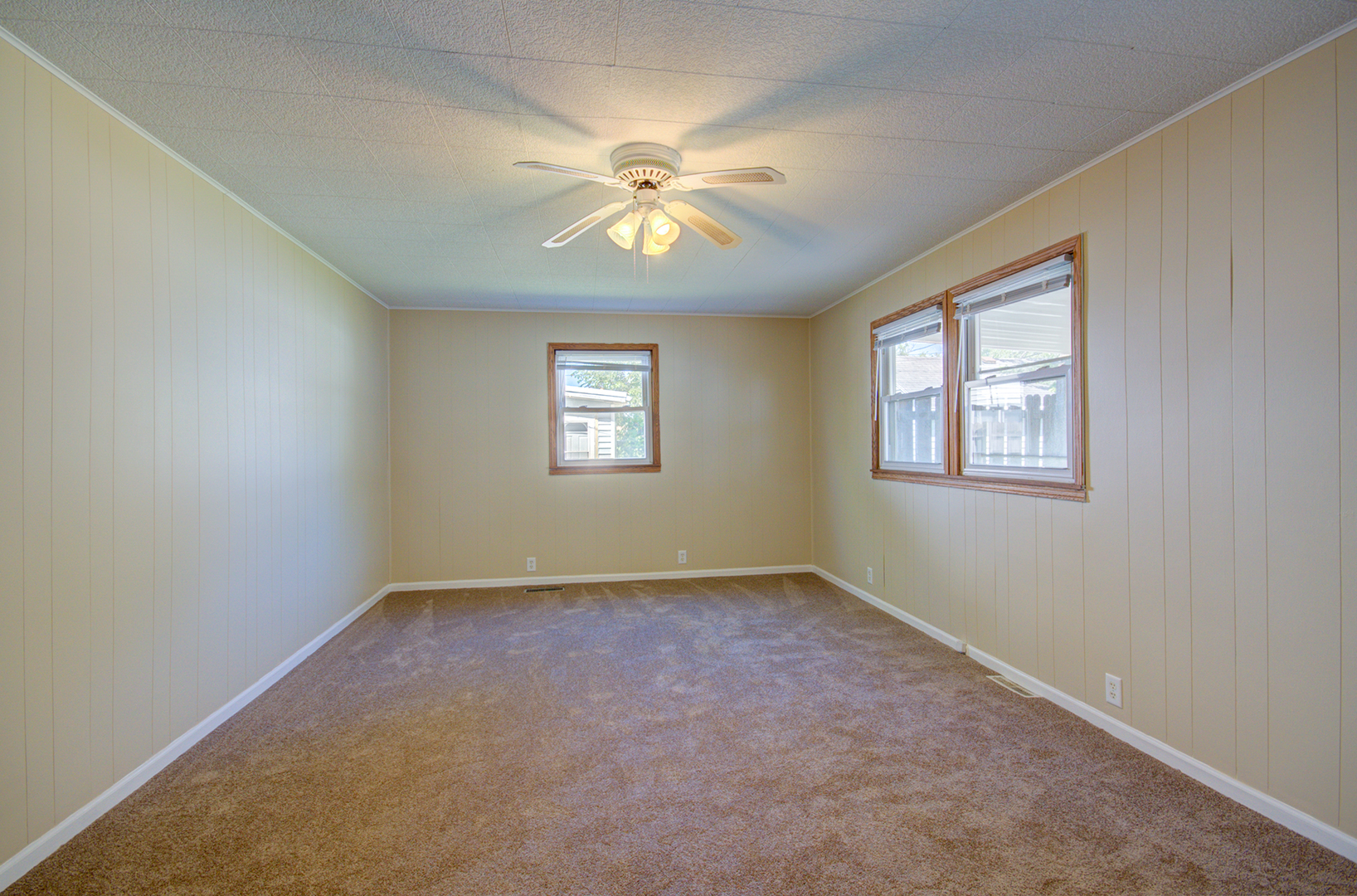 2005 McDonough Street Joliet, IL 60436 - Photo 17 of 21