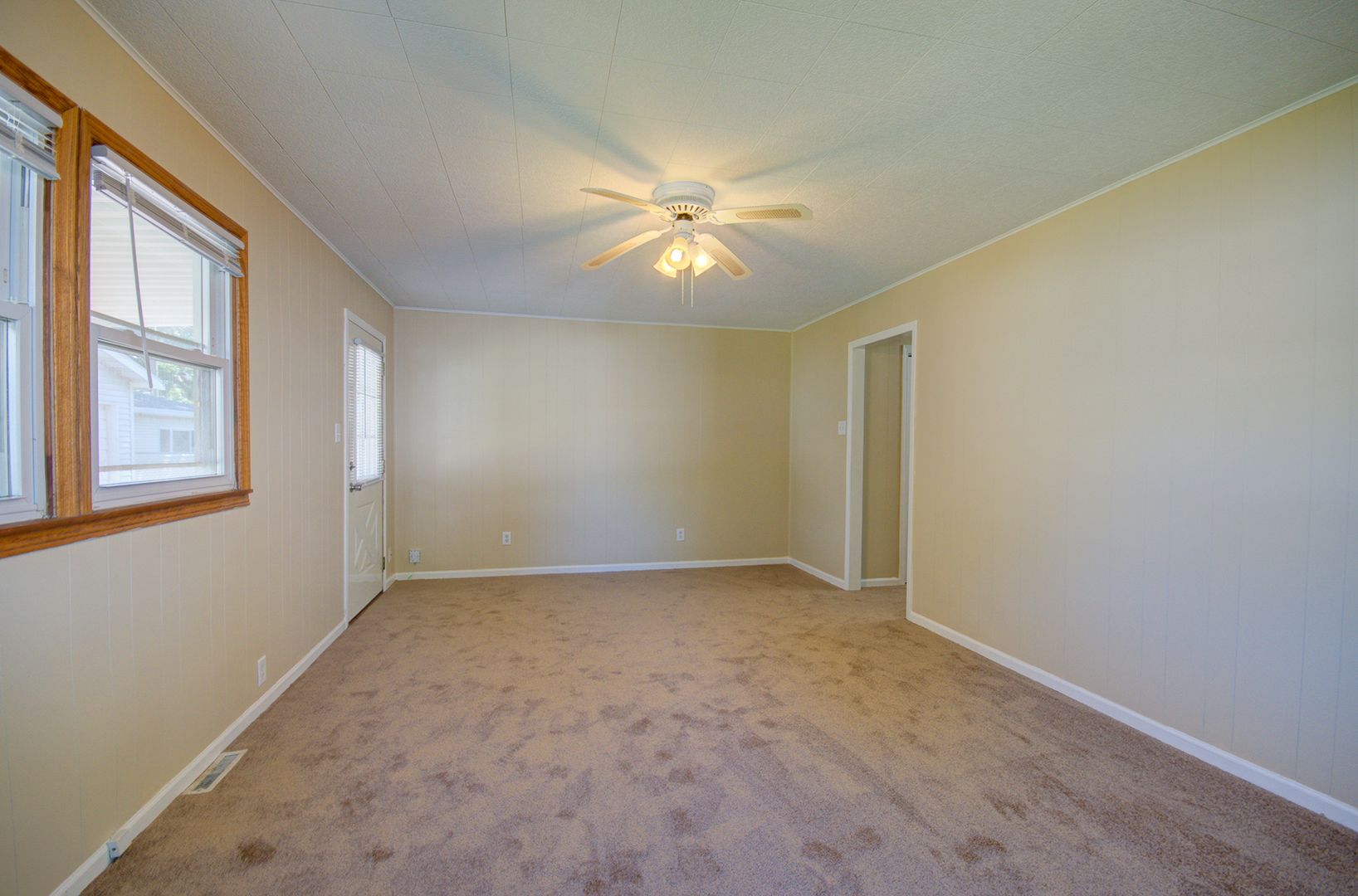 2005 McDonough Street Joliet, IL 60436 - Photo 18 of 21