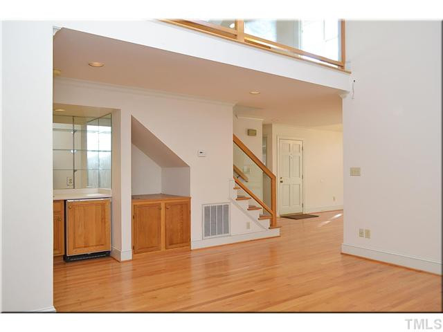 2112 Camrose Street Raleigh, NC 27608 - Photo 11 of 25 Den/Family/Great Room