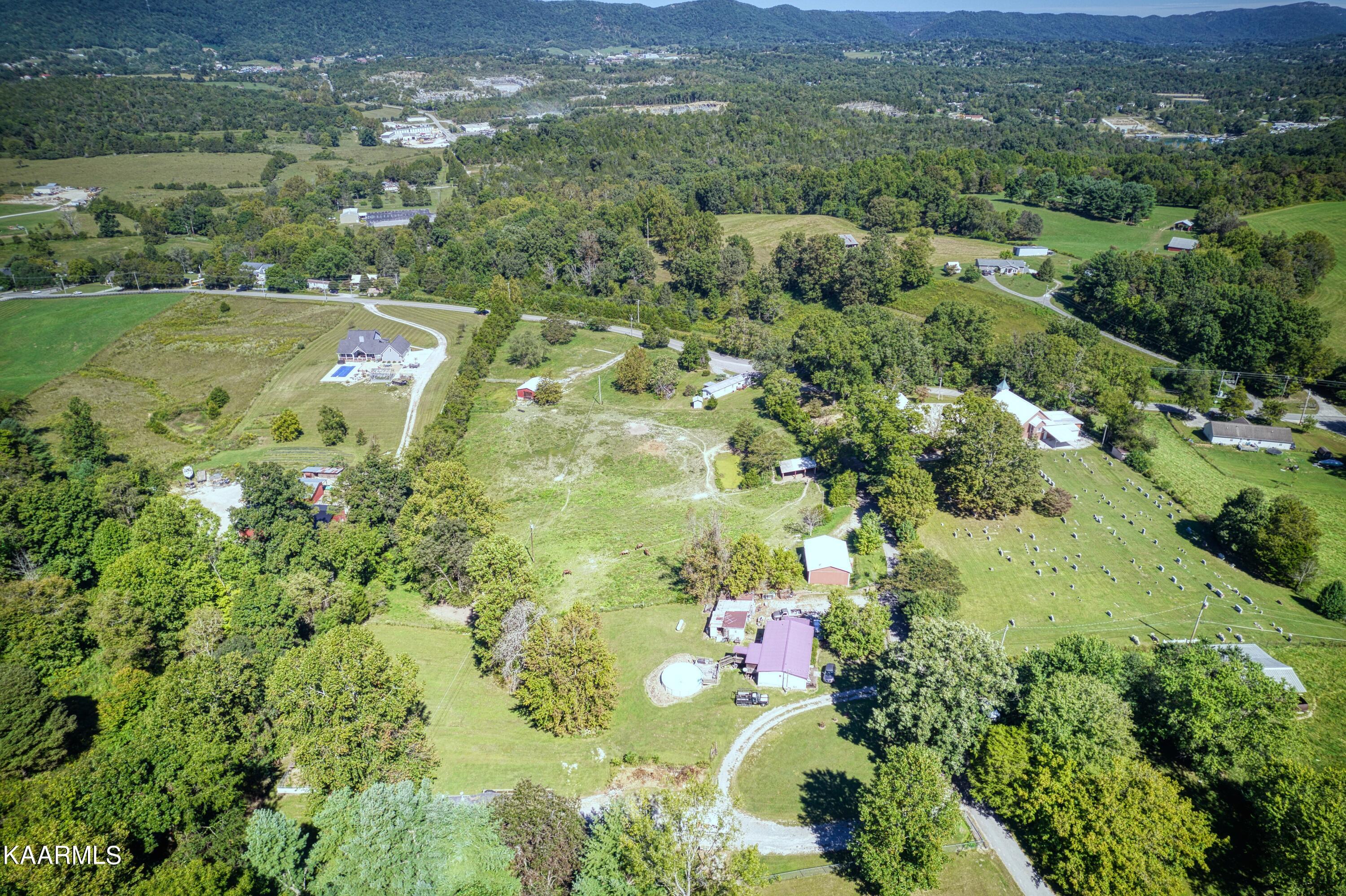 238 Mt Zion Road Jacksboro, TN 37757 - Photo 13 of 21 River Rd_19