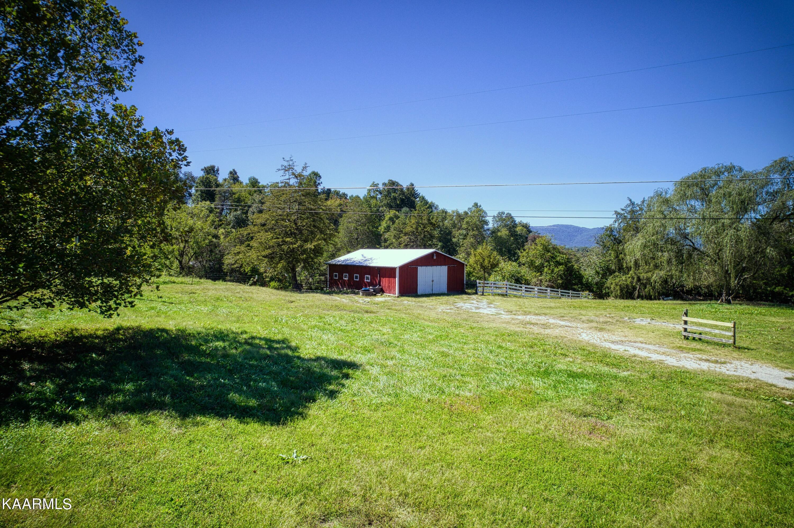 238 Mt Zion Road Jacksboro, TN 37757 - Photo 2 of 21 River Rd_23