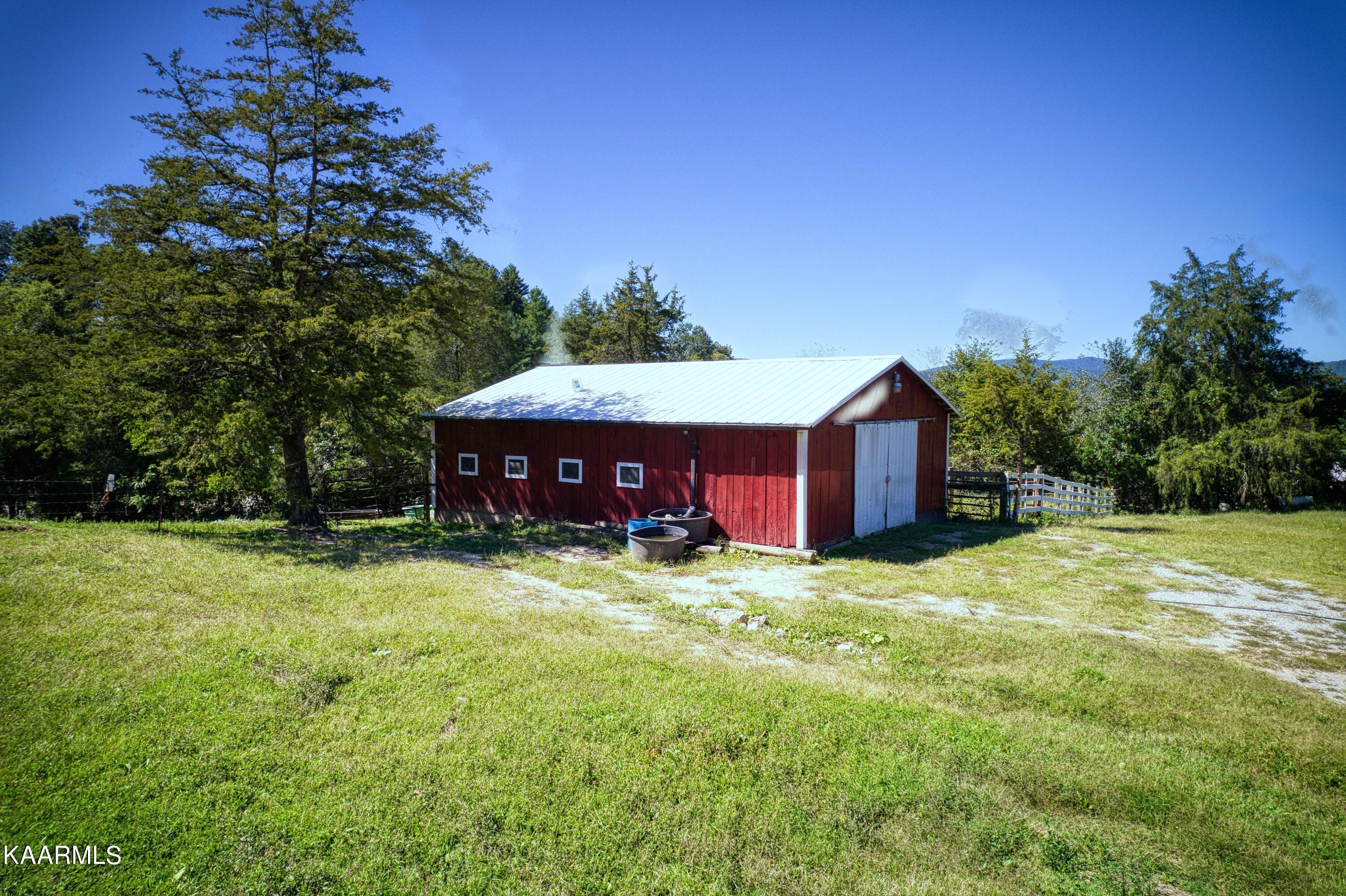 238 Mt Zion Road Jacksboro, TN 37757 - Photo 5 of 21 River Rd_25