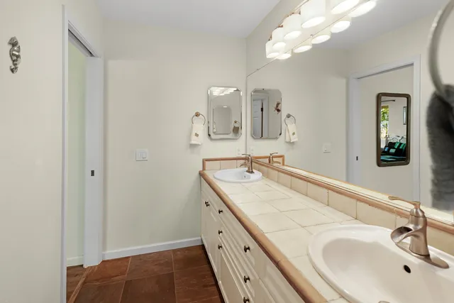 $999,000 | 77-6596 Walua Road, Kailua-Kona, HI 96740