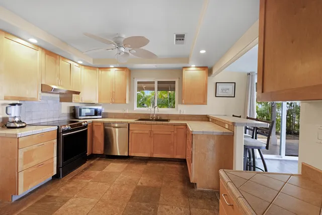 $999,000 | 77-6596 Walua Road, Kailua-Kona, HI 96740