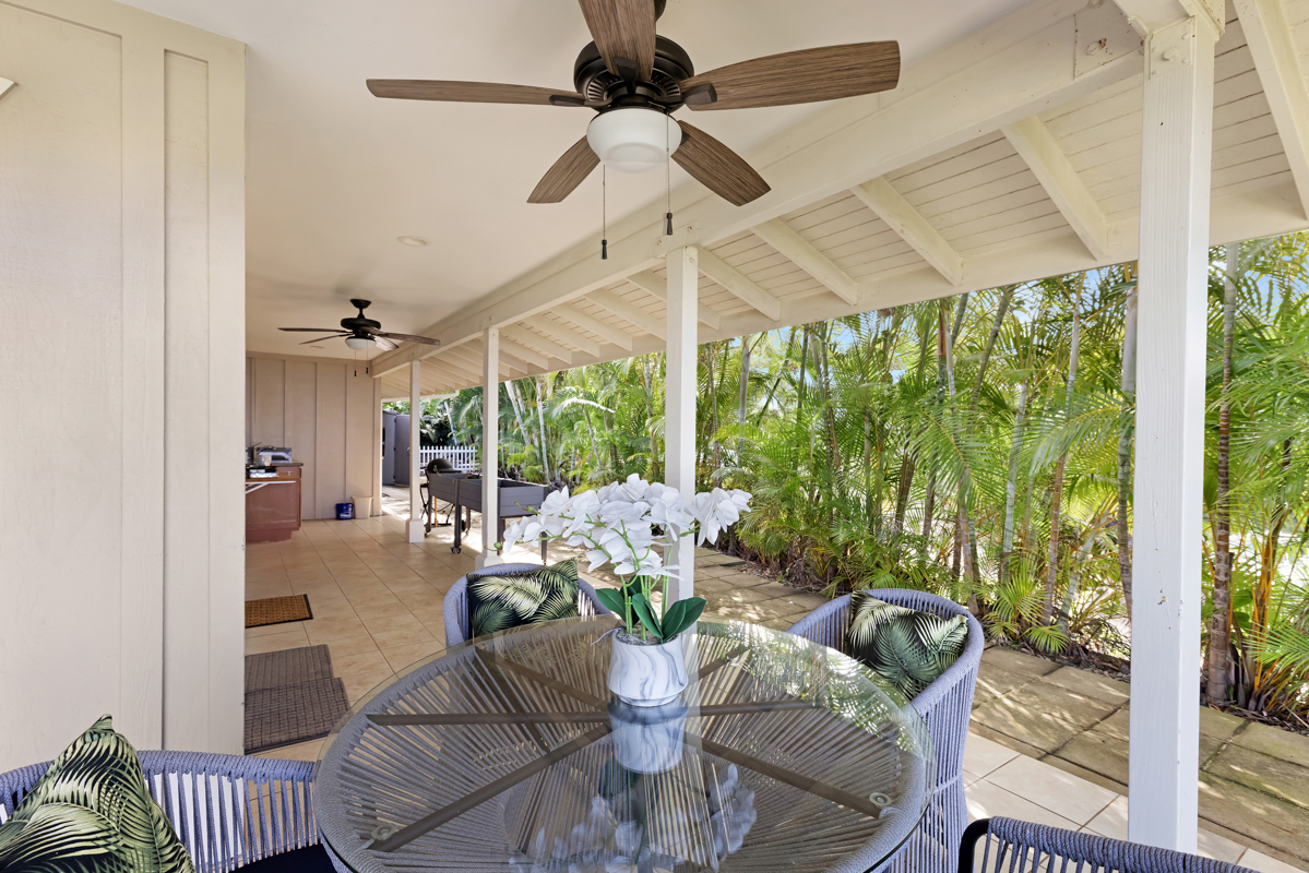 77-6596 Walua Road Kailua-Kona, HI 96740 - Photo 10 of 20 a outdoor living space with furniture and garden view