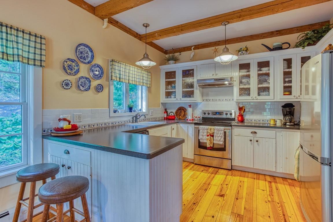 120 Lobster Cove Road Boothbay Harbor, ME 04538 - Photo 21 of 34 21. 120LobsterCove-1653