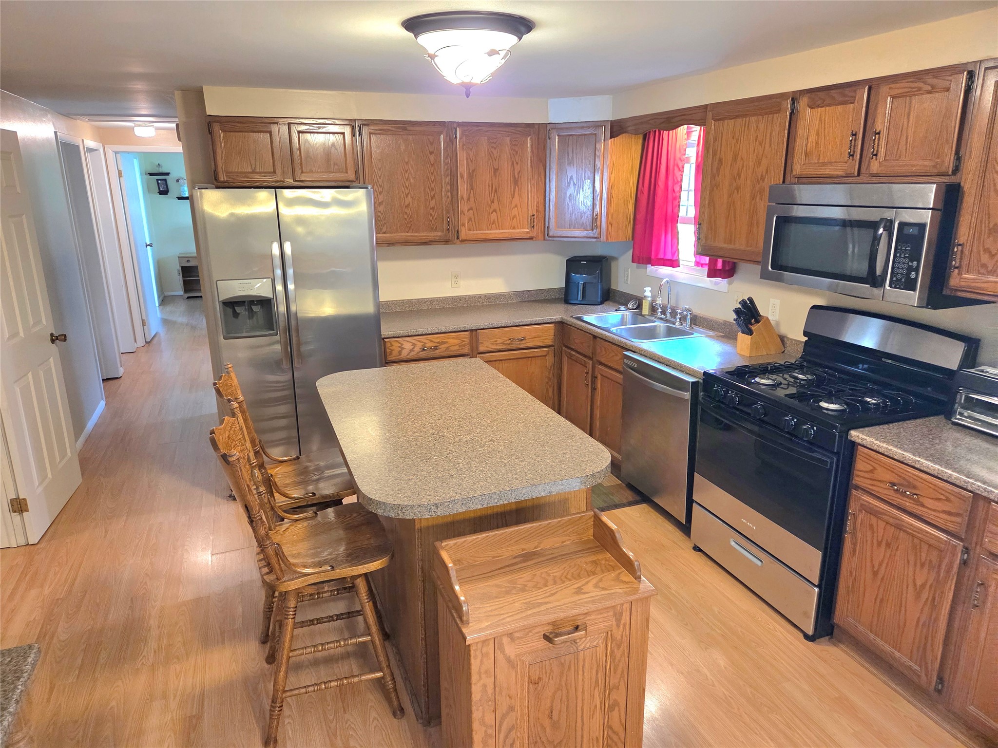 617 Spring Street Corry, PA 16407 - Photo 6 of 18 Gallery Image 6