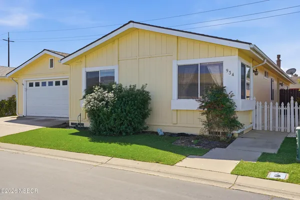 $259,000 | 934 Vista Montana, Santa Maria, CA 93458