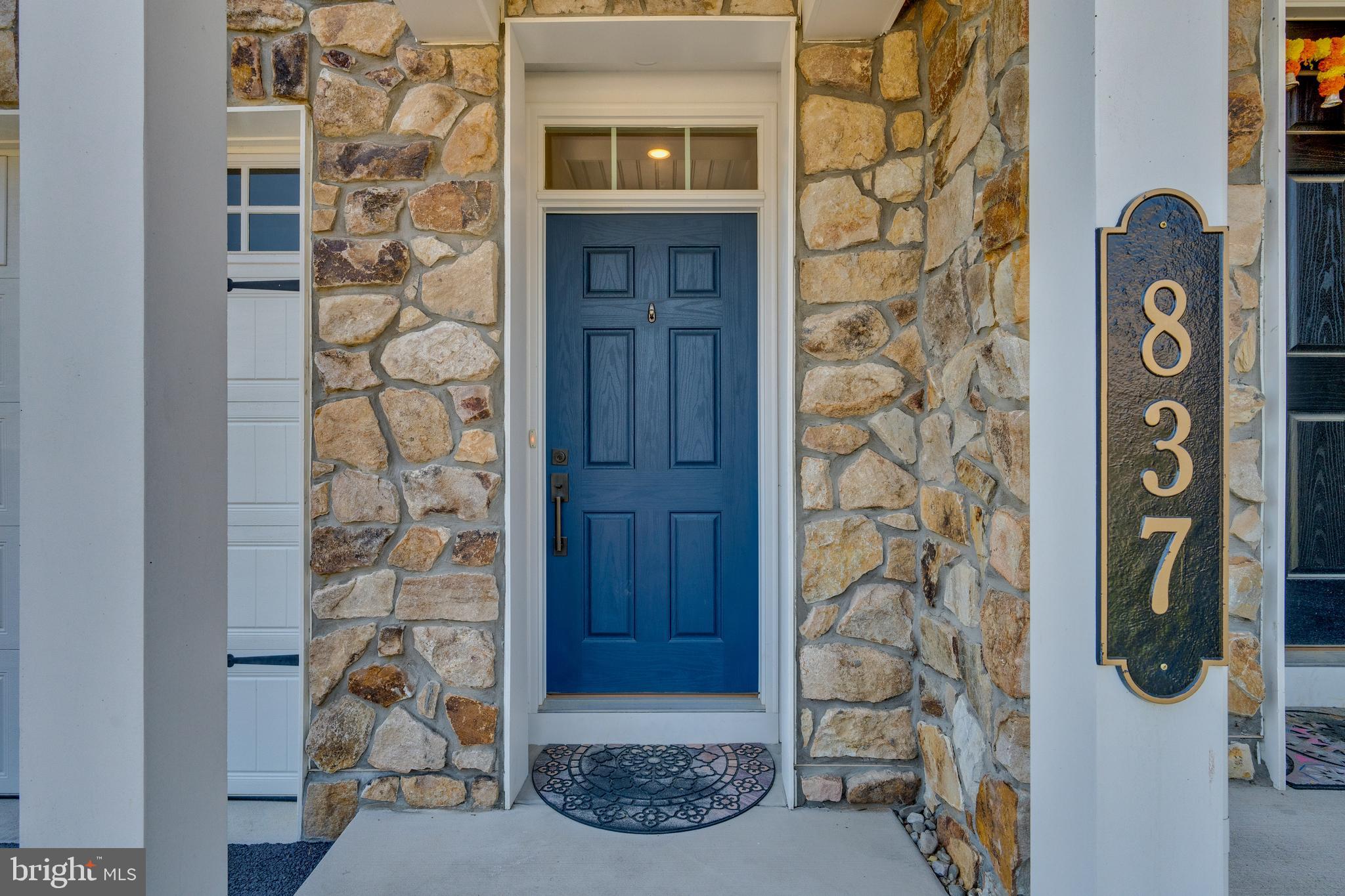 837 Stonecliffe Road Malvern, PA 19355 - Photo 2 of 12